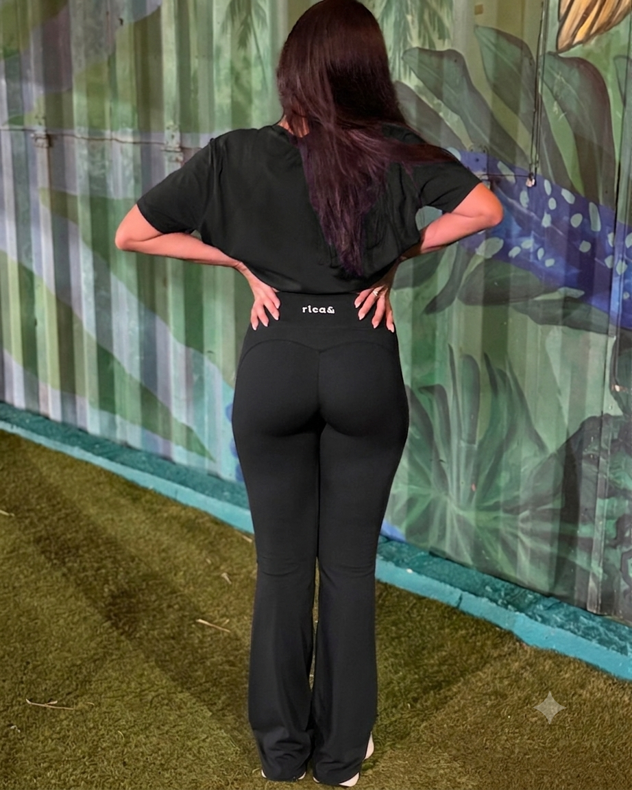 move crop top + legging (pre-venta) black