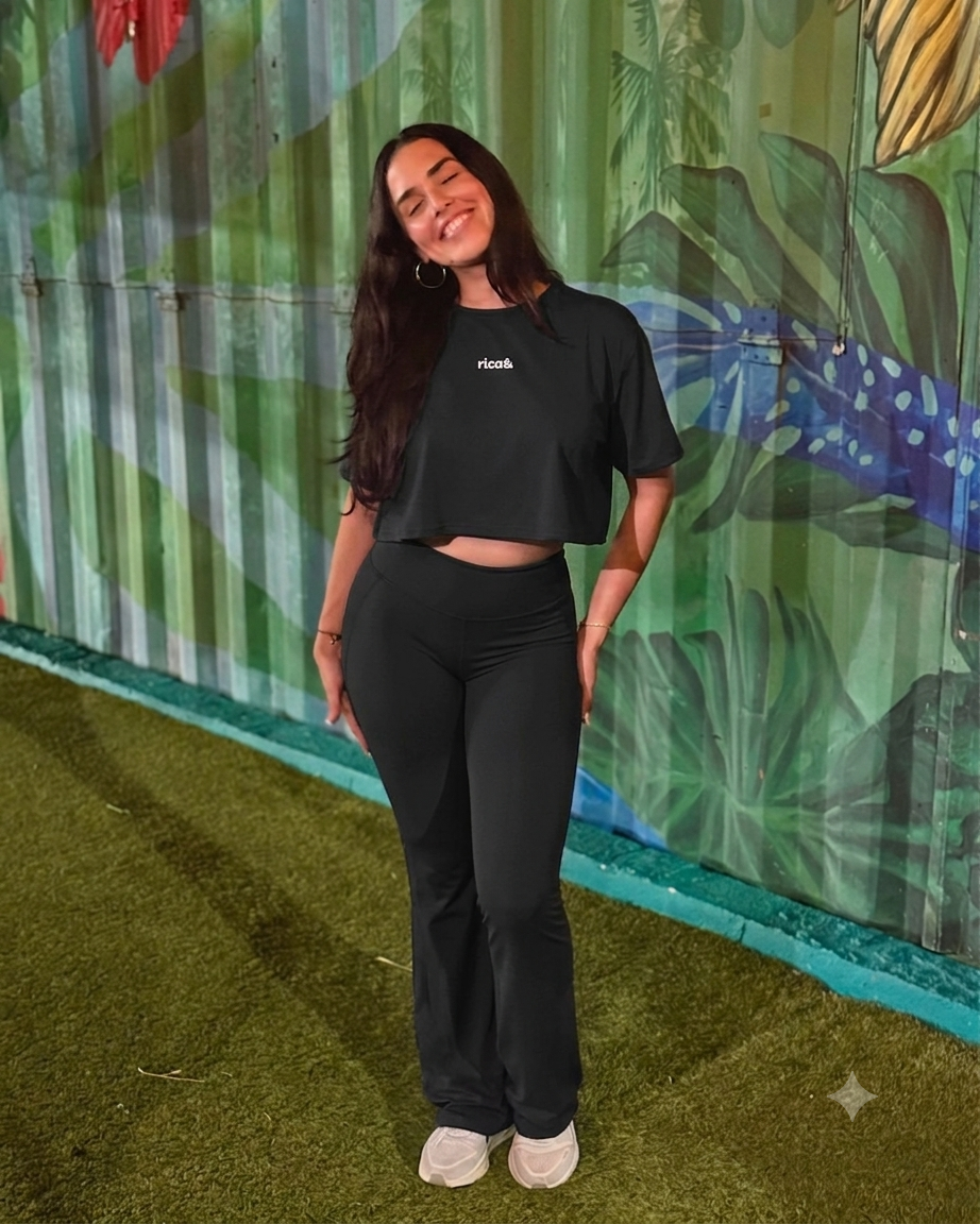 move crop top + legging (pre-venta) black
